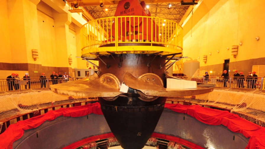 power-plant-crane_(1).webp