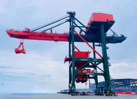 WEIHUA 2500t/h Bridge Grab Ship Unloader